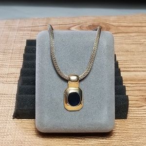 Womens Neclace